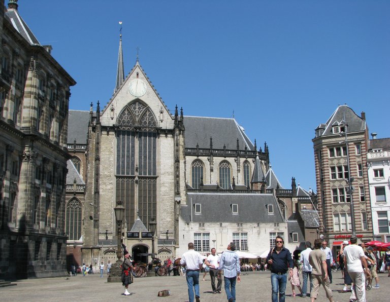 De Dam met de Nieuwe Kerk