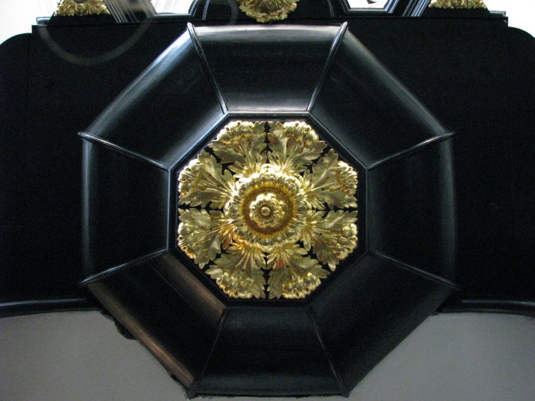 Pelstergasthuiskerk Groningen Rozet