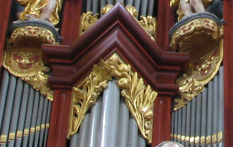 Blinderingssnijwerk zuider spitstoren Hoofdwerk