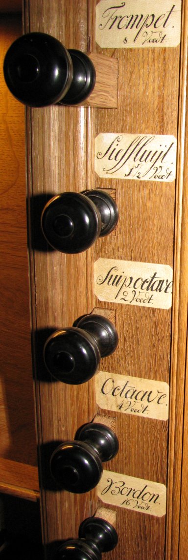 Registeropschriften Hoofdwerk rechts boven