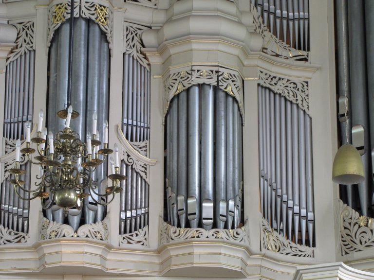 Hoofdwerk middentoren en rechter toren