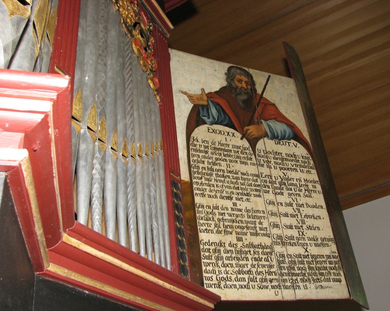 Midwolde Dorpskerk, Rechter luik, Mozes