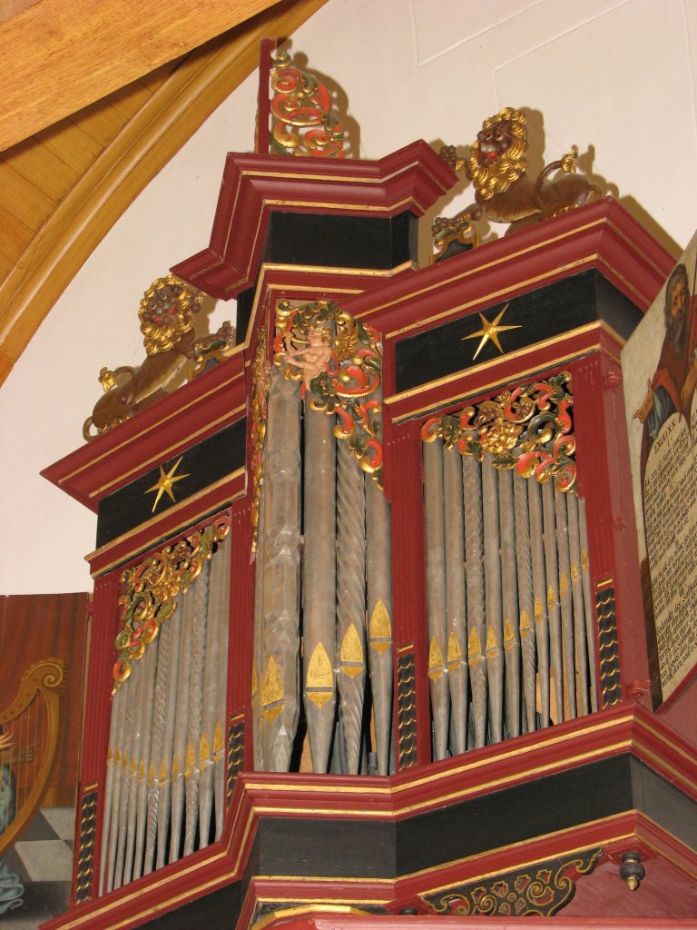 Midwolde Dorpskerk, Frontpijpen