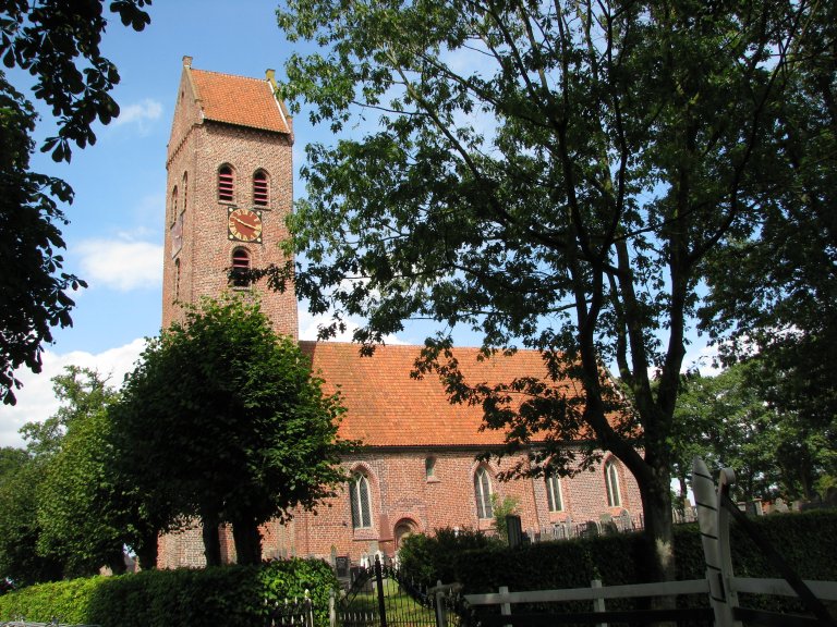 Dorpskerk te Midwolde bij Leek