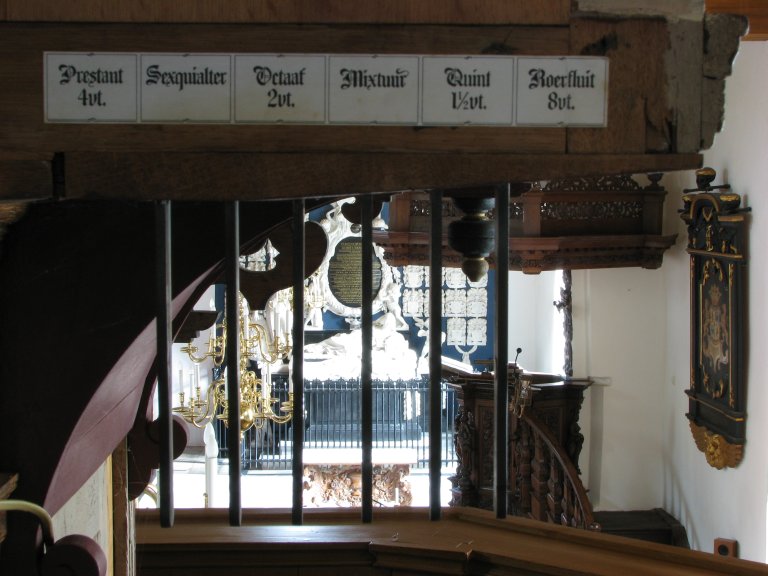 Midwolde Dorpskerk, Registers rechts