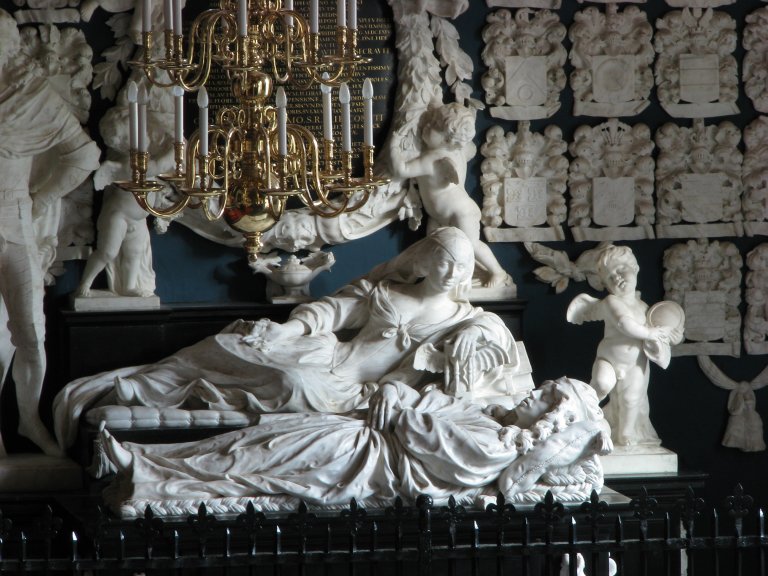 Midwolde Dorpskerk, Grafmonument Rombout Verhulst