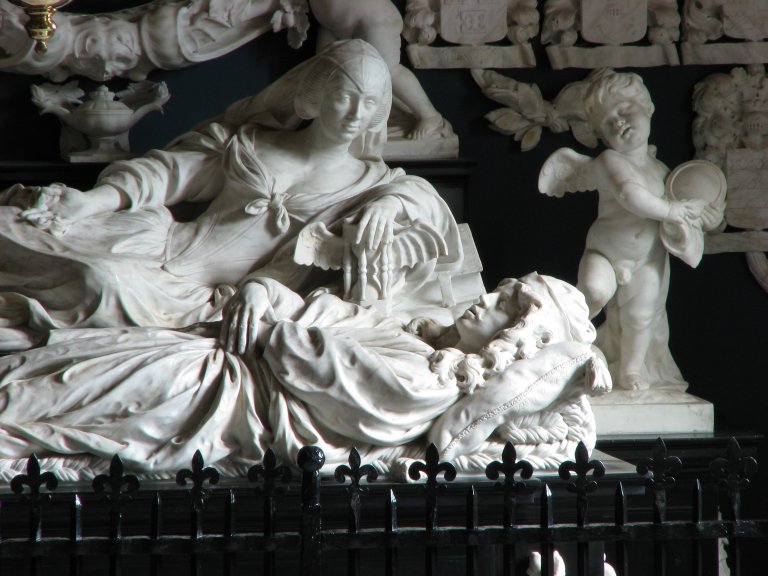 Midwolde Dorpskerk, Grafmonument Rombout Verhulst, detail