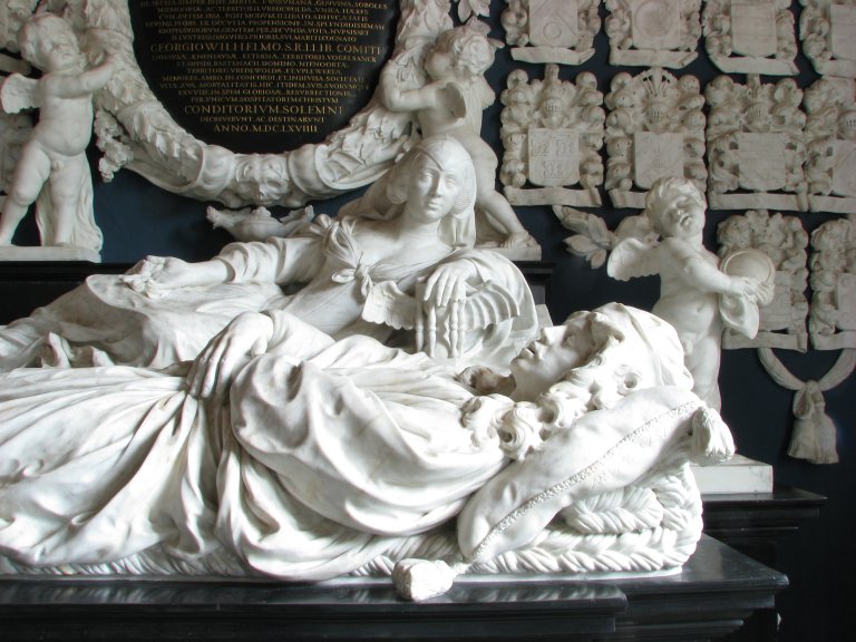 Midwolde Dorpskerk, Grafmonument Rombout Verhulst, detail