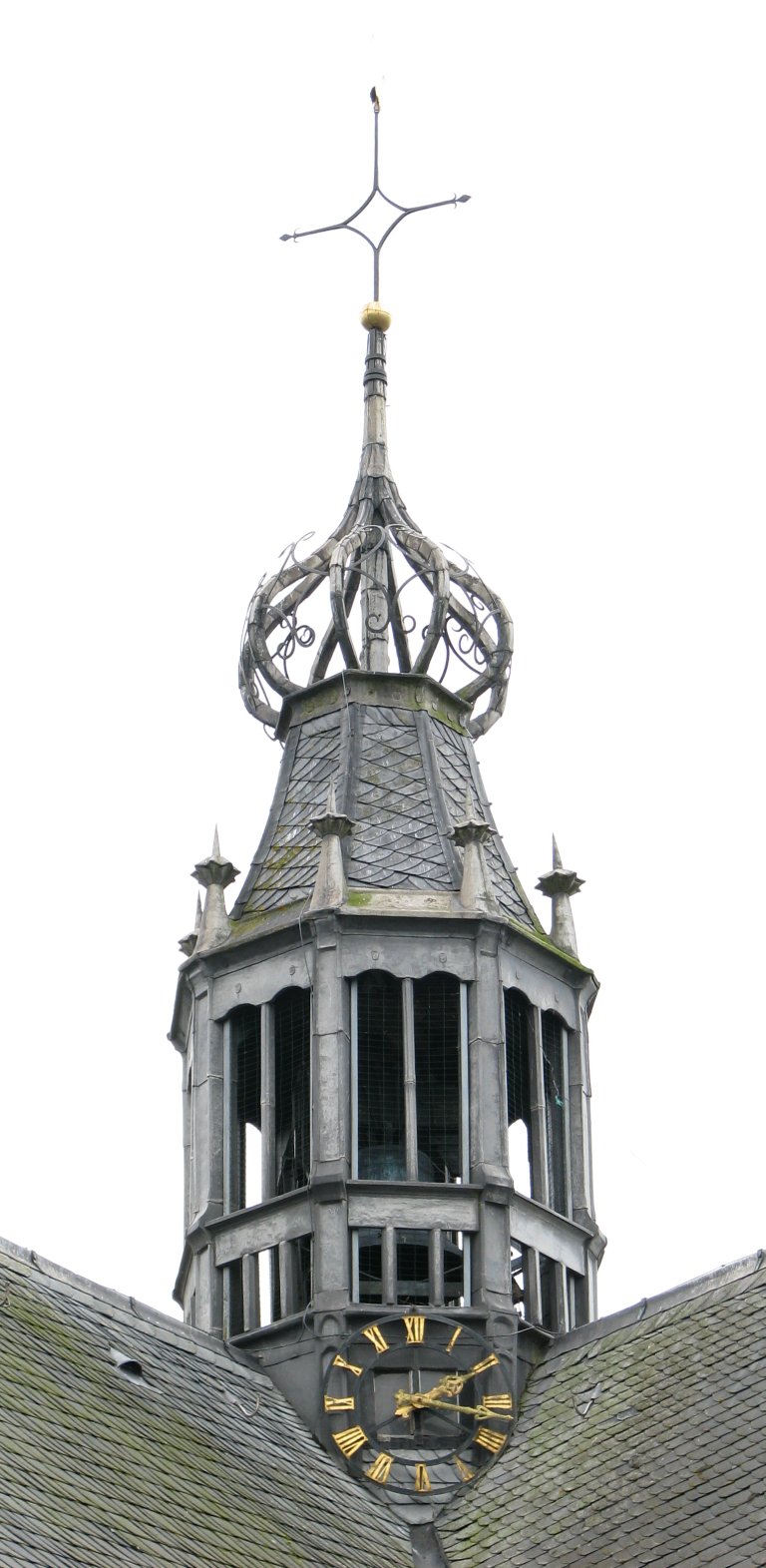 Kruistoren met opengewerkte peer