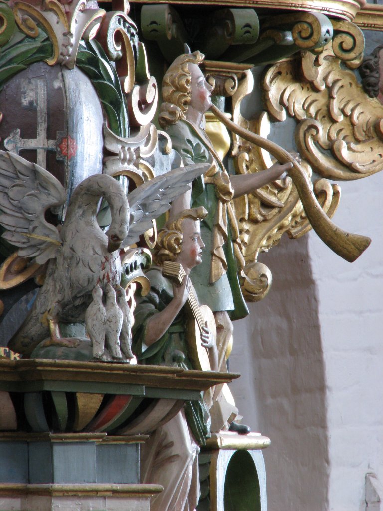 Bekroning Rugpositief vanuit het oosten, Pelikaan, westzijde luitspeler en blazer