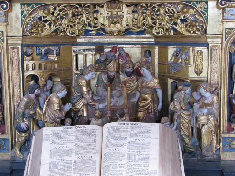 Altaar, paneel met orgel