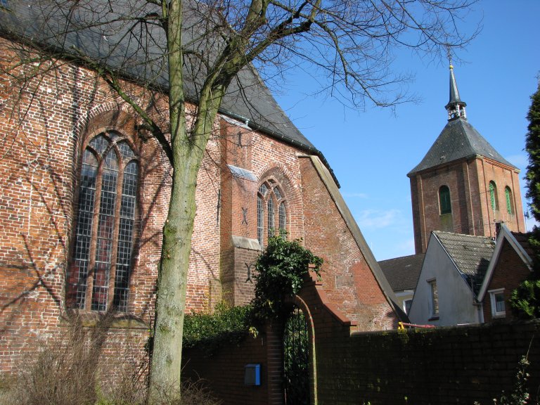 Koor en vrijstaande toren