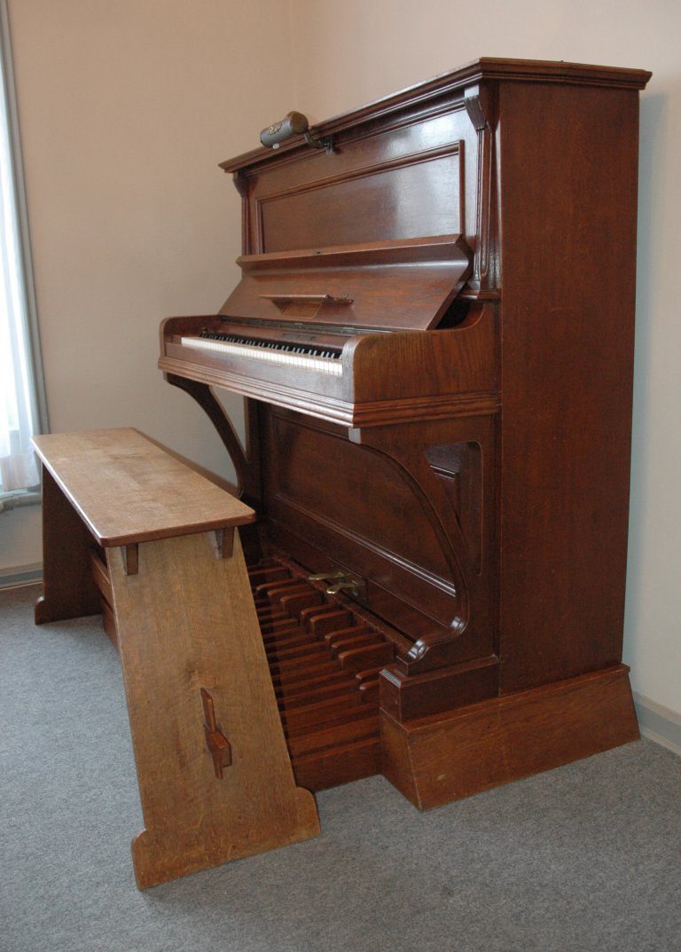 Pedalklavier Berdux ca. 1920