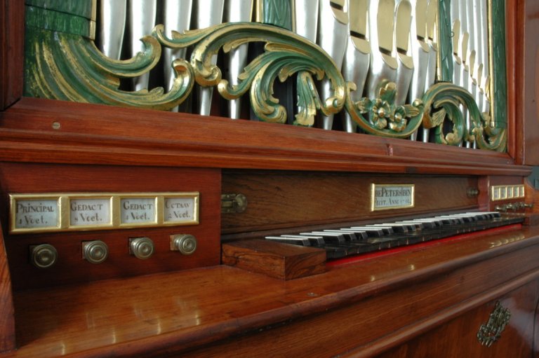 Orgel Ibe Peters Iben 1790, Speeltafel met registers